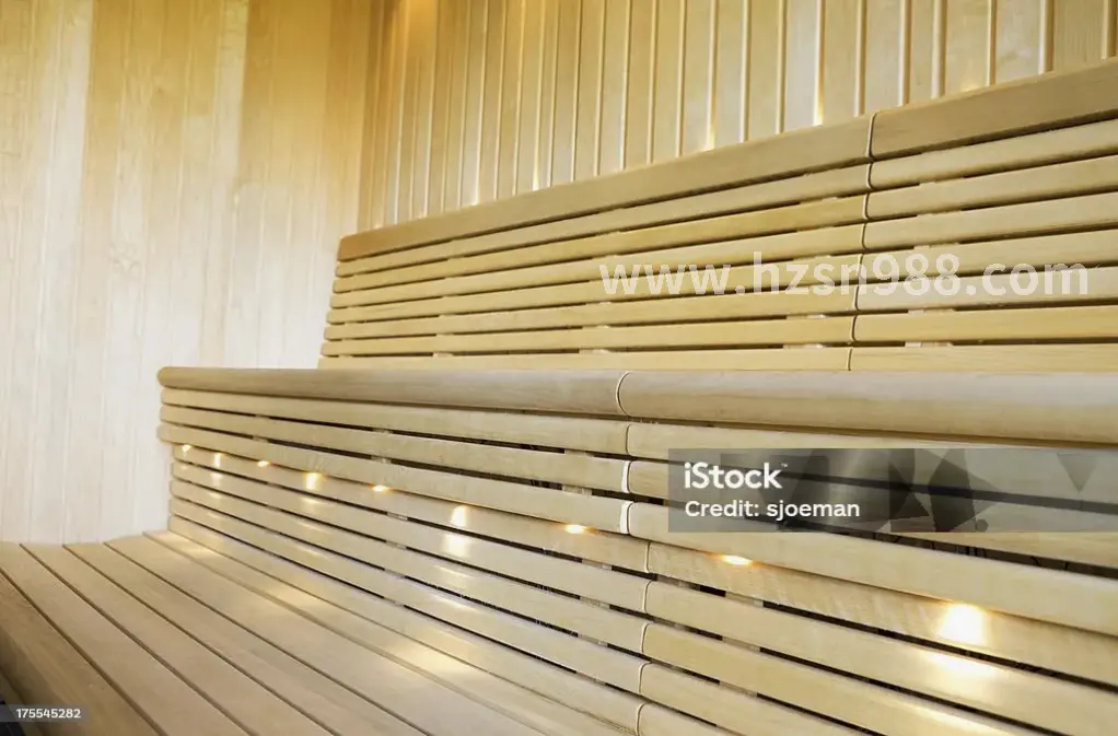 桑拿房内部